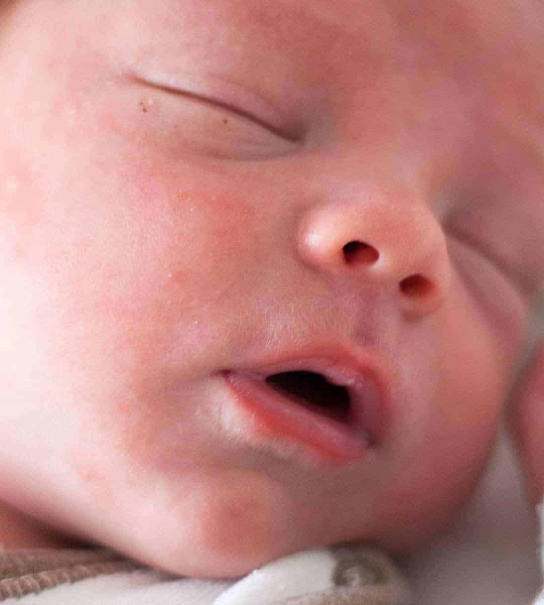 Hilfe, mein Baby schläft nicht. >> Tipps und Tricks für Babys Schlaf tagsüber