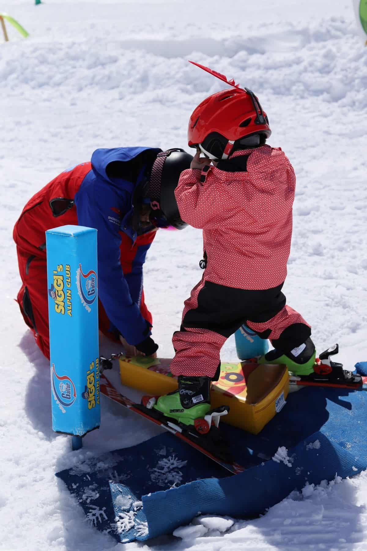 ab-wann-koennen-kinder-das-skifahren-lernen-5-tipps-fuer-den-erfolgreichen-start-auf-ski
