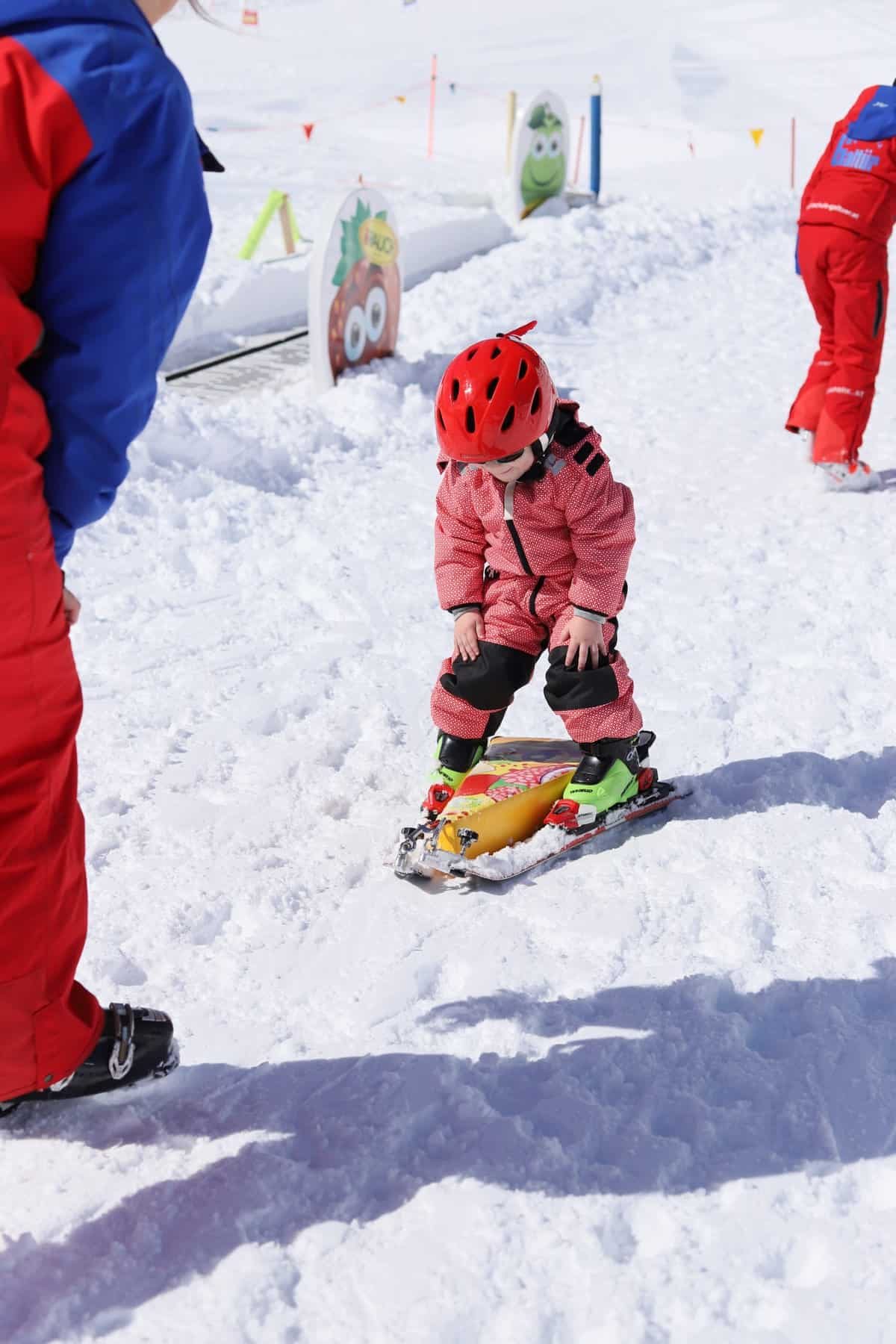 ab-wann-koennen-kinder-das-skifahren-lernen-5-tipps-fuer-den-erfolgreichen-start-auf-ski